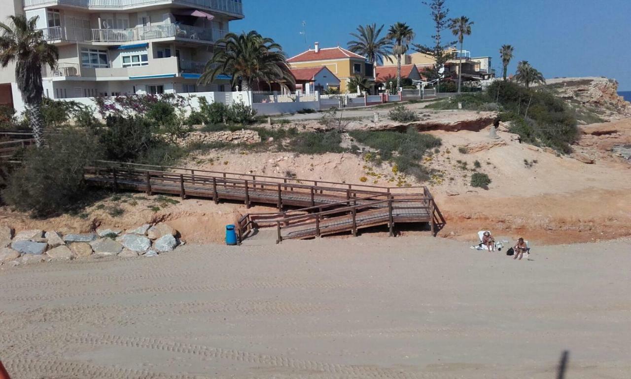 Bungalow Frente Al Mar 또레비에하 외부 사진